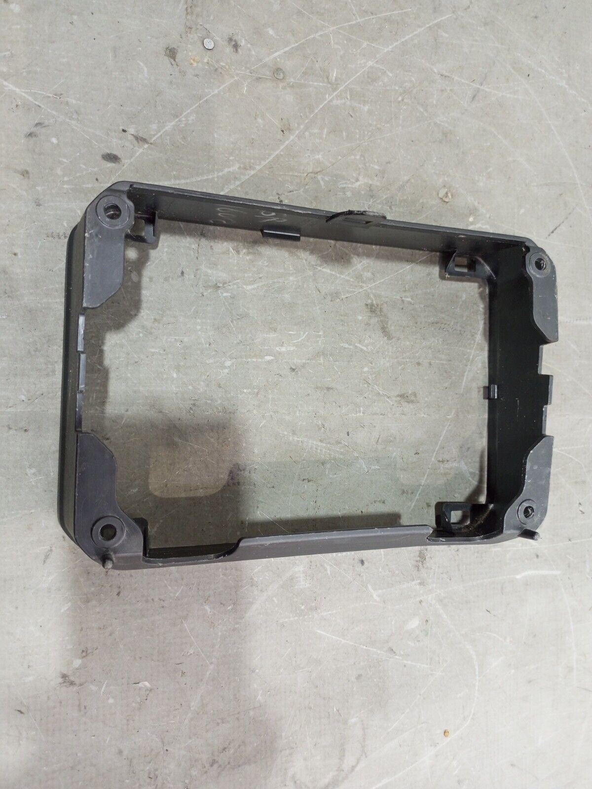 SUZUKI IGNIS 2016-2020 RADIO TOUCHSCREEN SURROUND TRIM P/N: 73822-62R0