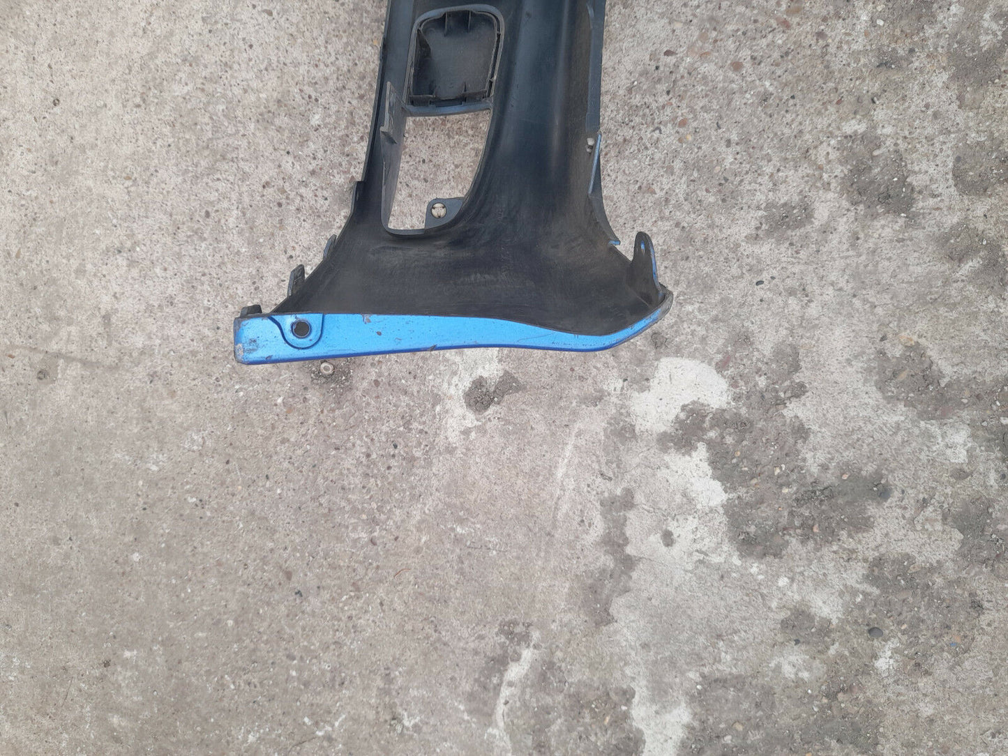 GENUINE TOYOTA AVENSIS T20 1997-2000 FRONT BUMPER PN:5212905010