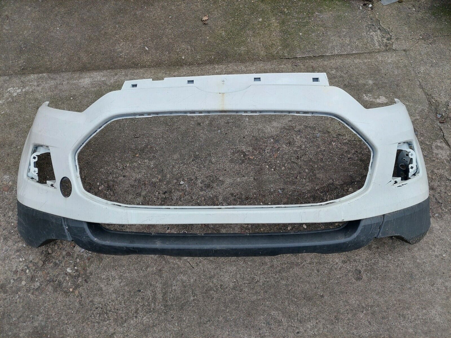 FORD ECOSPORT 2014-2018 GENUINE FRONT BUMPER IN WHITE CN15-17D957-CA