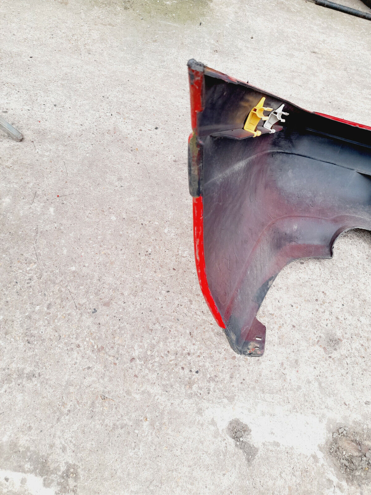 GENUINE TOYOTA CARINA 1996 REAR BUMPER IN RED P/N:5215905010