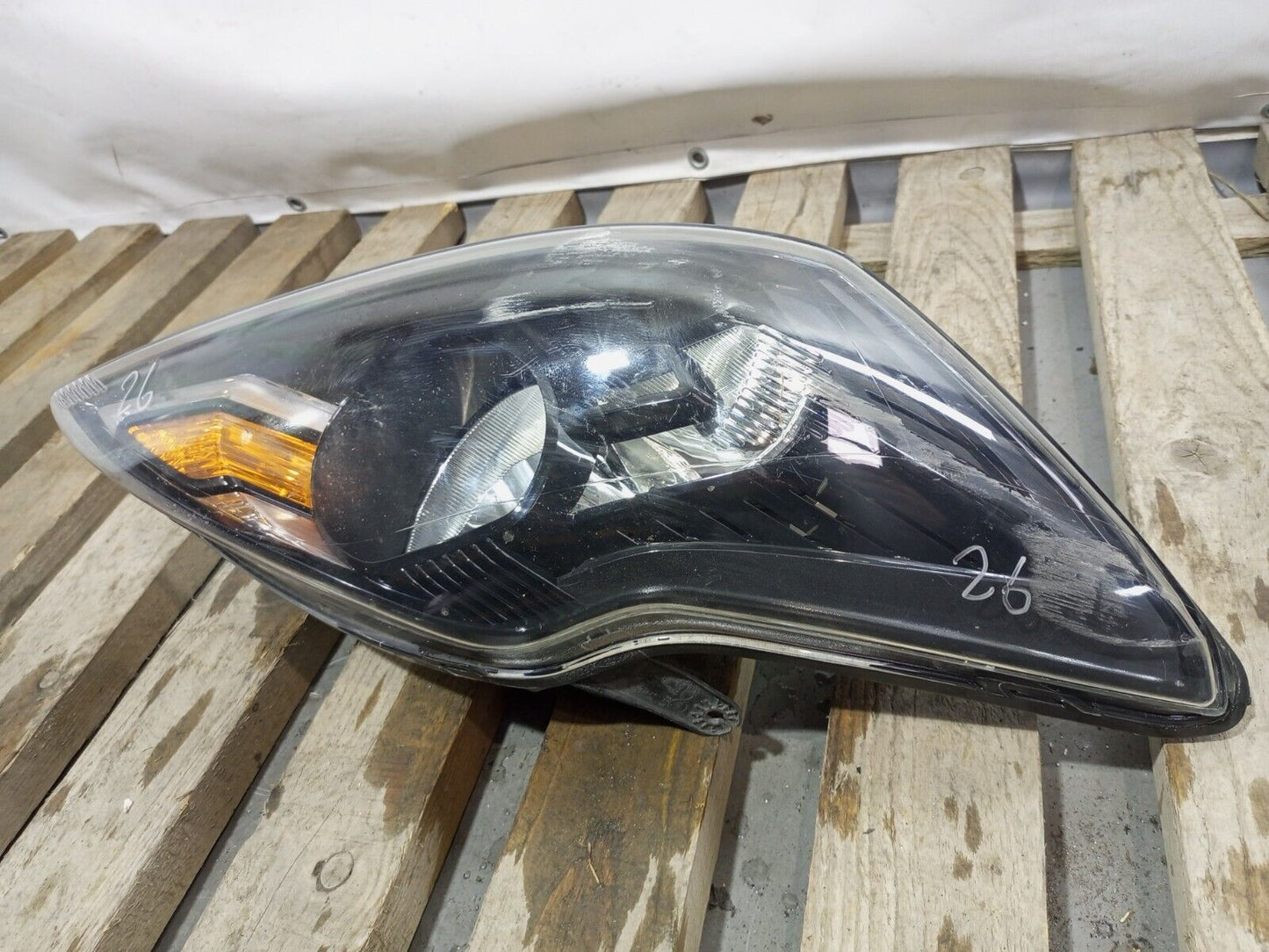 FORD FOCUS 2008-2011 FRONT RIGHT SIDE HEADLIGHT P/N:8M51-13W029-DG