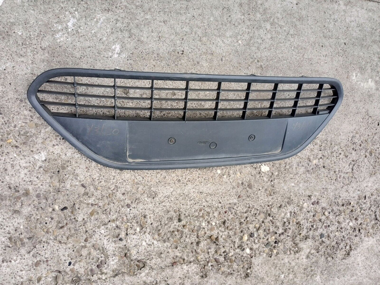 FORD FOCUS 2008-2011 FRONT BUMPER LOWER GRILL P/N: 8M51-17B968-A