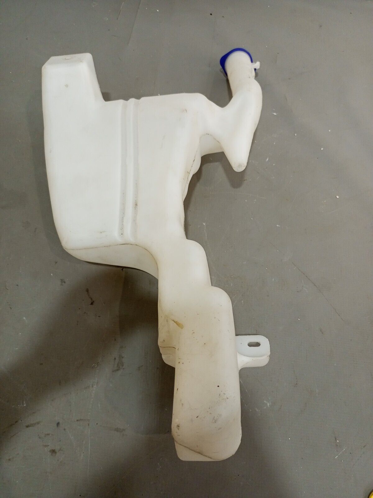 FORD B MAX WASHER BOTTLE 8A61-17618-AF 2012-2018