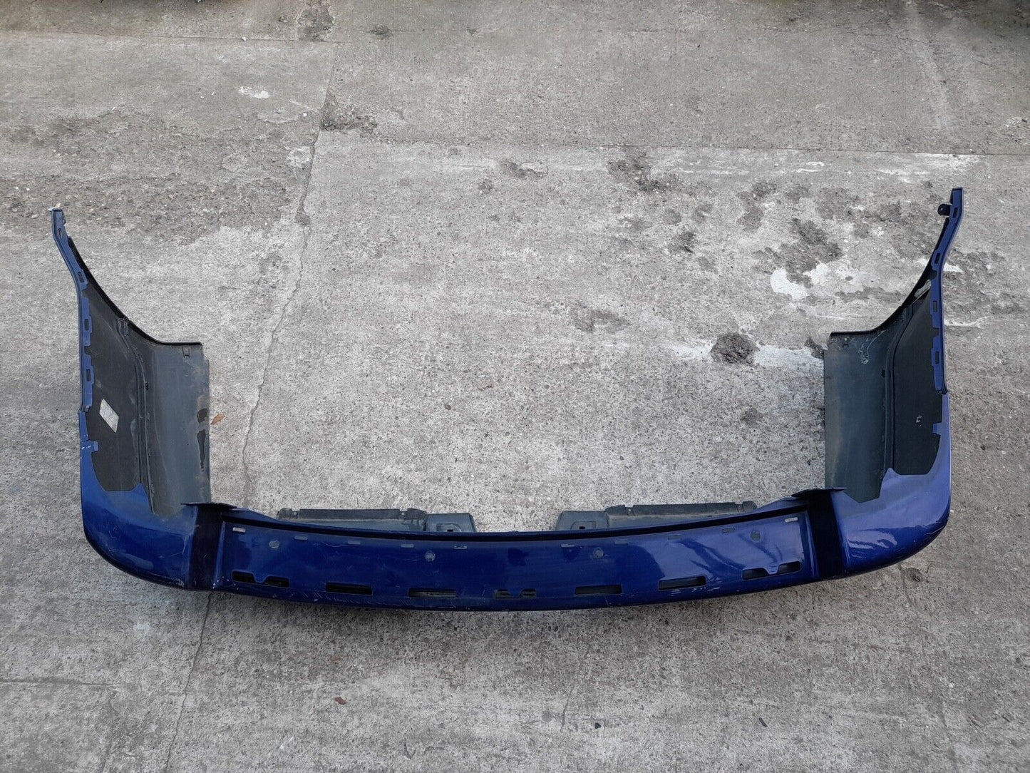 GENUINE RANGE ROVER L320 2009-2013 FACELIFT REAR BUMPER BLUE P/N:AH3217K835XXX