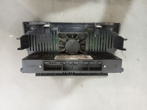 AUDI A3 8P 2004-2008 CLIMATE CONTROL UNIT PANEL P/N: 8P0820043J