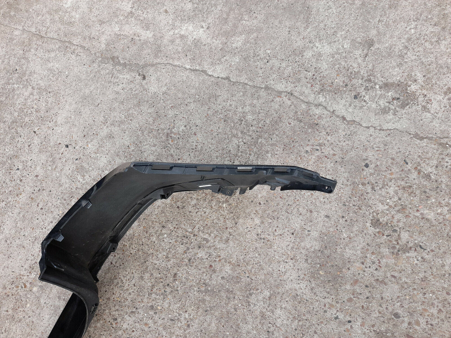 GENUINE VAUXHALL MOKKA X 2016-2019 REAR UPPER BUMPER IN BLACK PN:42541980