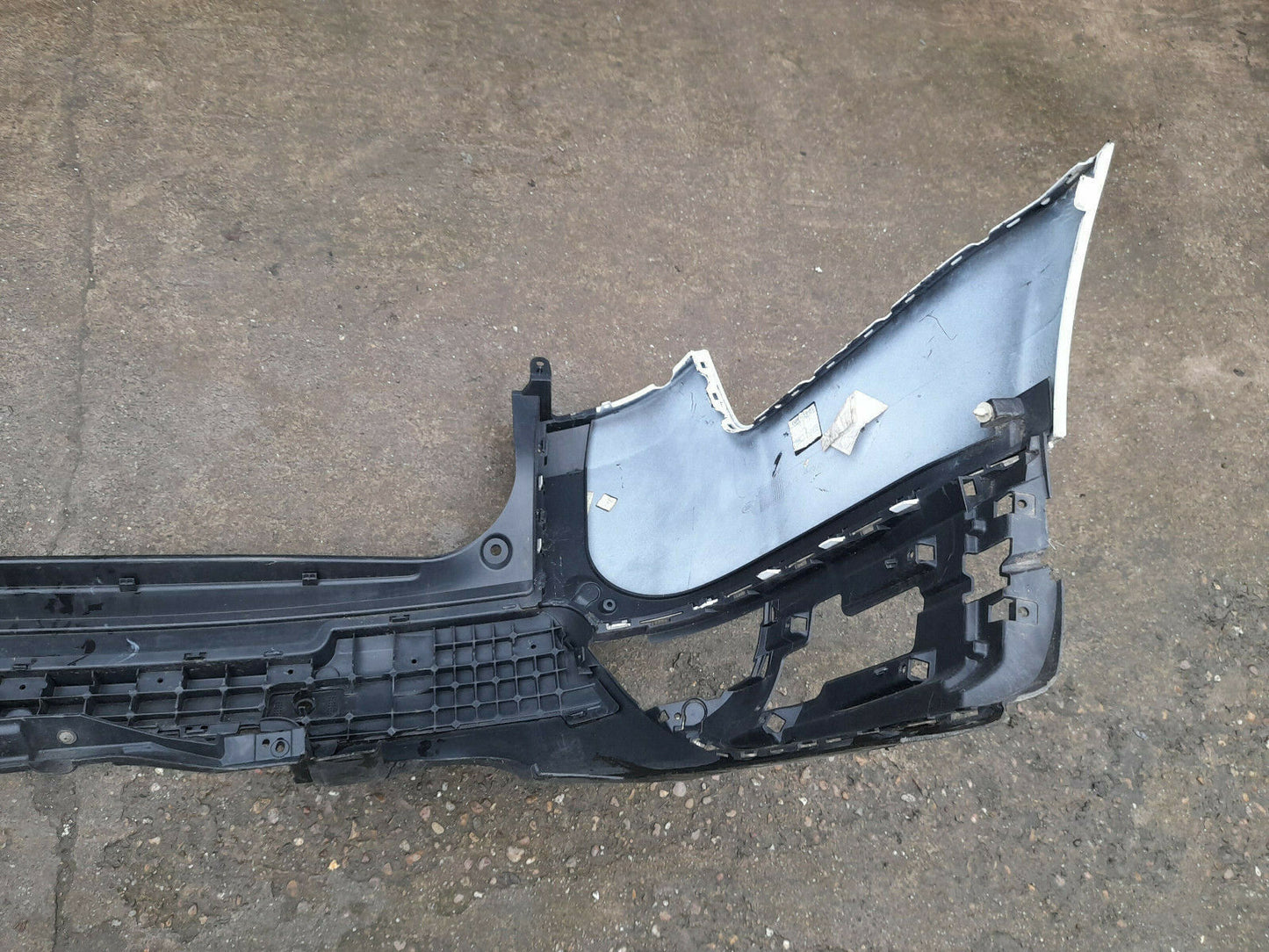 GENUINE RANGE ROVER SPORT 2013-ONWARDS REAR BUMPER PN:DK62-17927-AAW