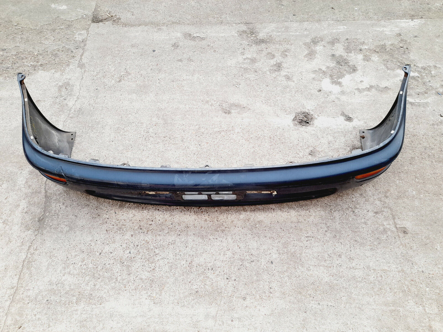 GENUINE TOYOTA CAROLLA KE30 1976-1979 FRONT BUMPER PN:52119-1E180