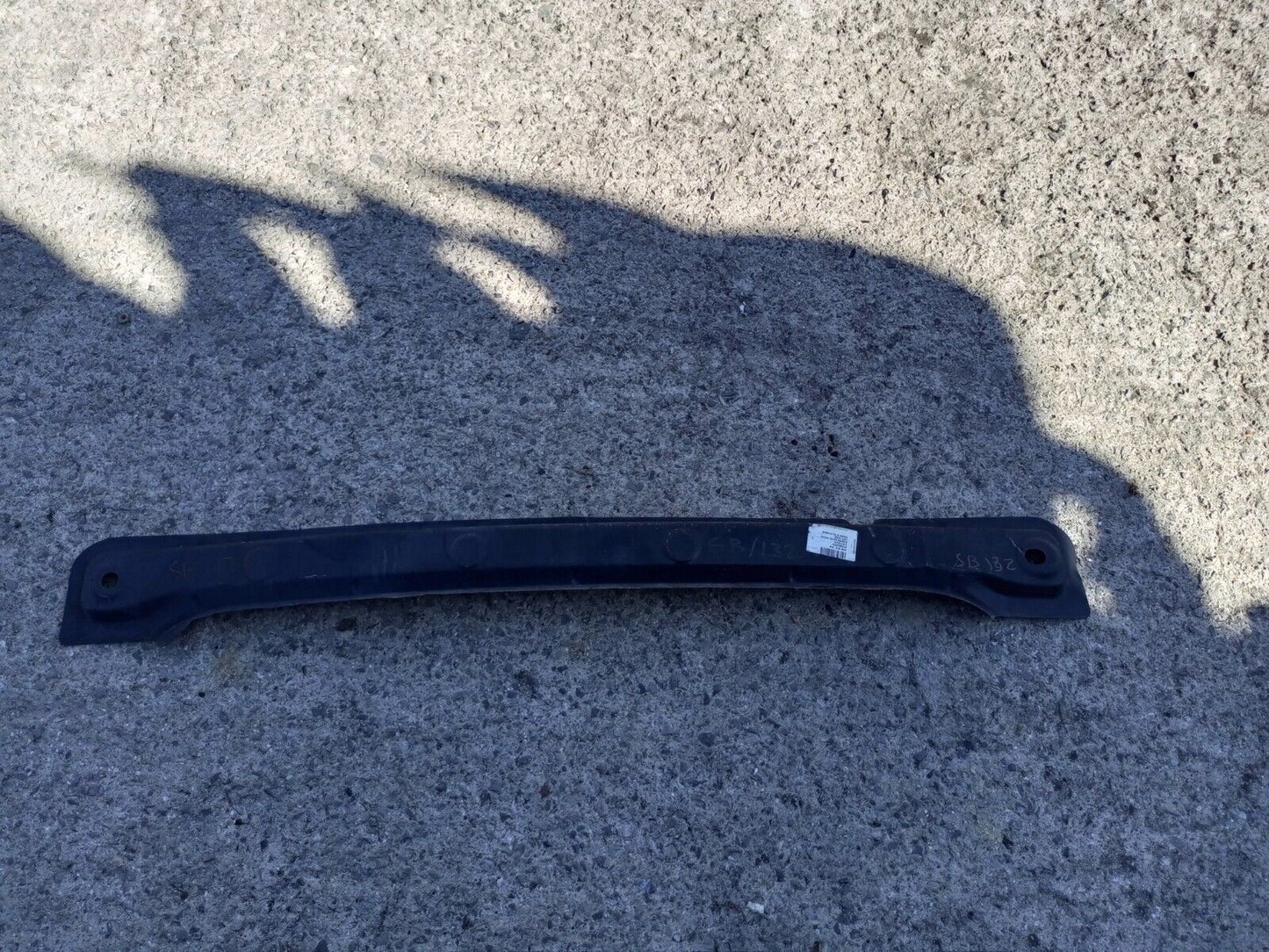 VW GOLF MK7 2014 ON NEW REAR BODY-END PLATE 5G6 813 309 BR425