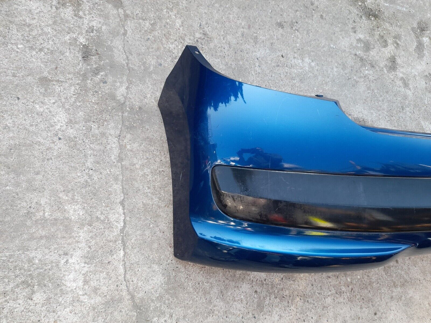 GENUINE PEUGEOT 207 2006-2009 REAR BUMPER IN BLUE P/N:9649690177