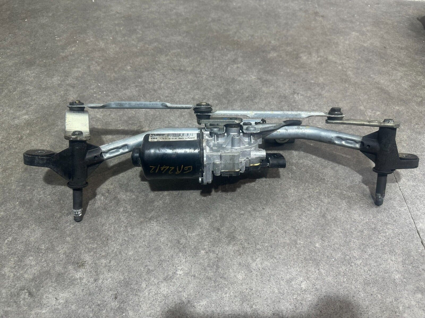 VAUXHALL CORSA E 2014-ONWARDS FRONT WINDSCREEN WIPER MOTOR & LINKAGE