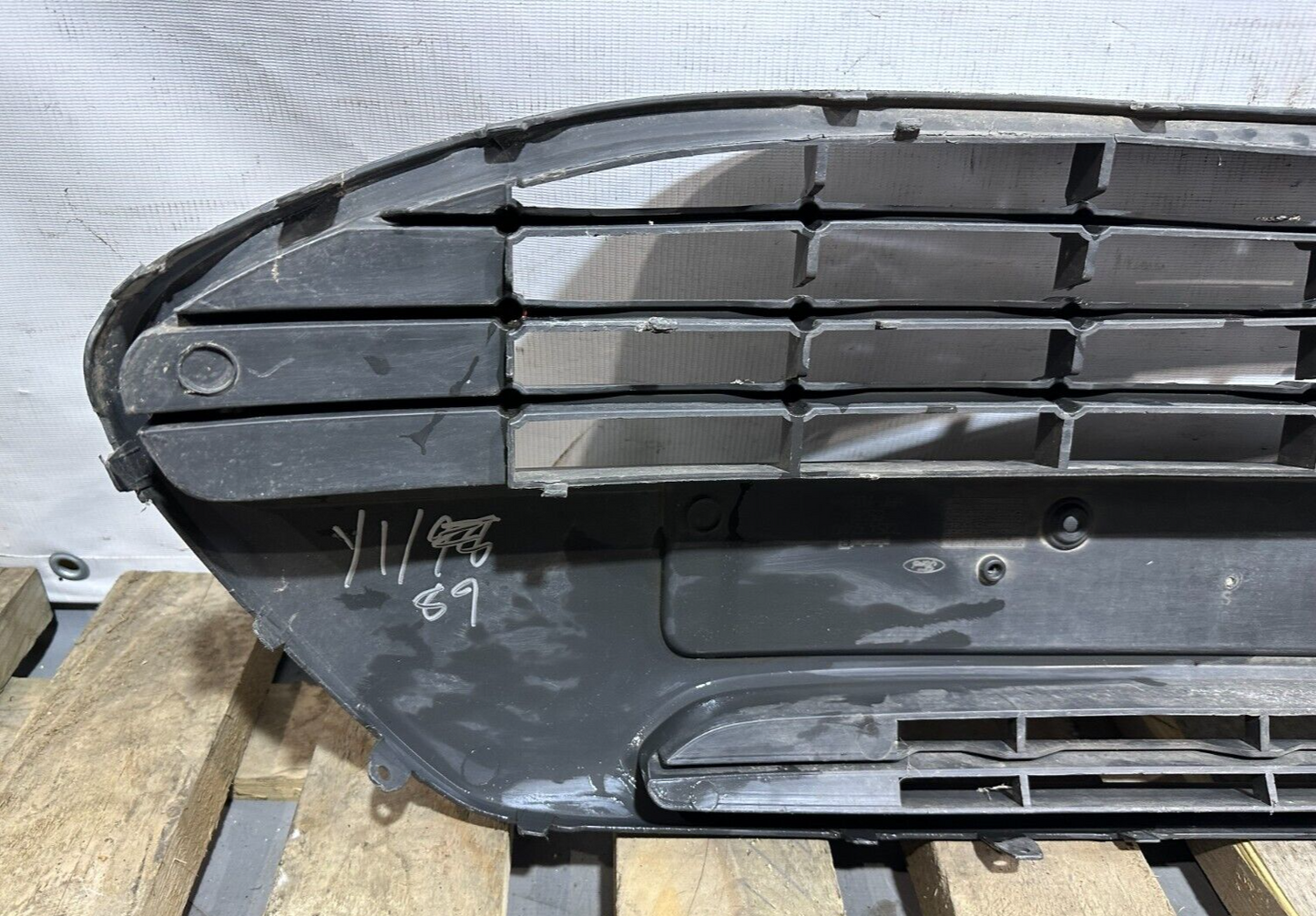 FORD KA 2009-2016 FRONT BUMPER CENTRE GRILL P/N:735427417