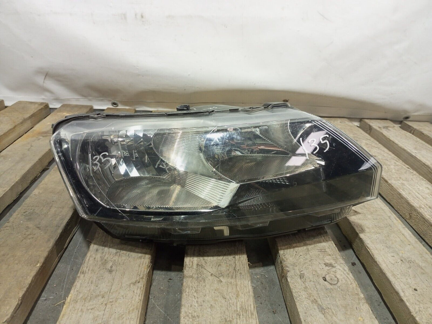 SKODA RAPID 2013-2017 FRONT BUMPER RIGHT SIDE HEADLIGHT P/N:5JC941016