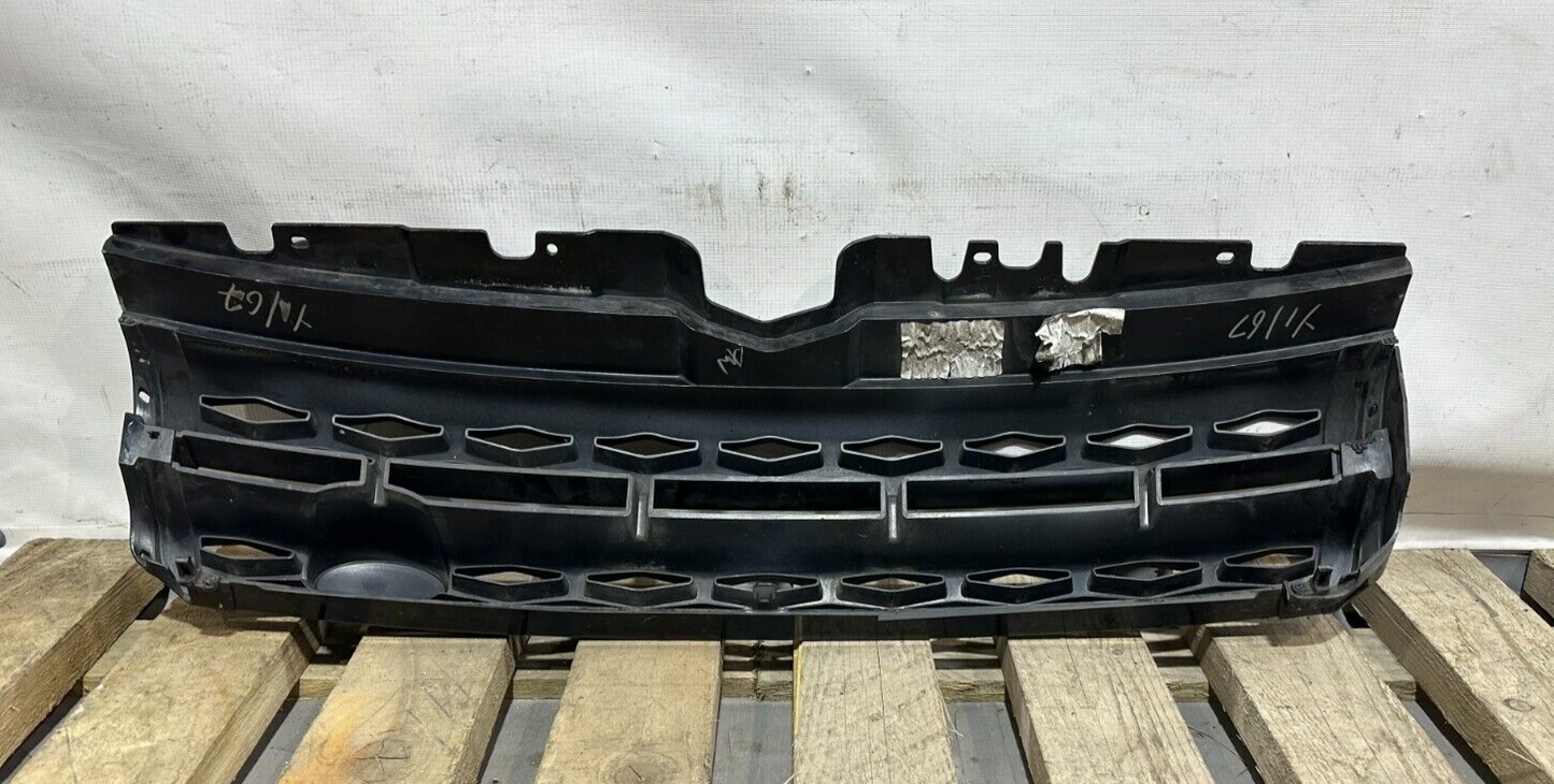 RANGE ROVER EVOQUE L538 2015-2018 FRONT BUMPER GRILL P/N: BJ32-8B189-A