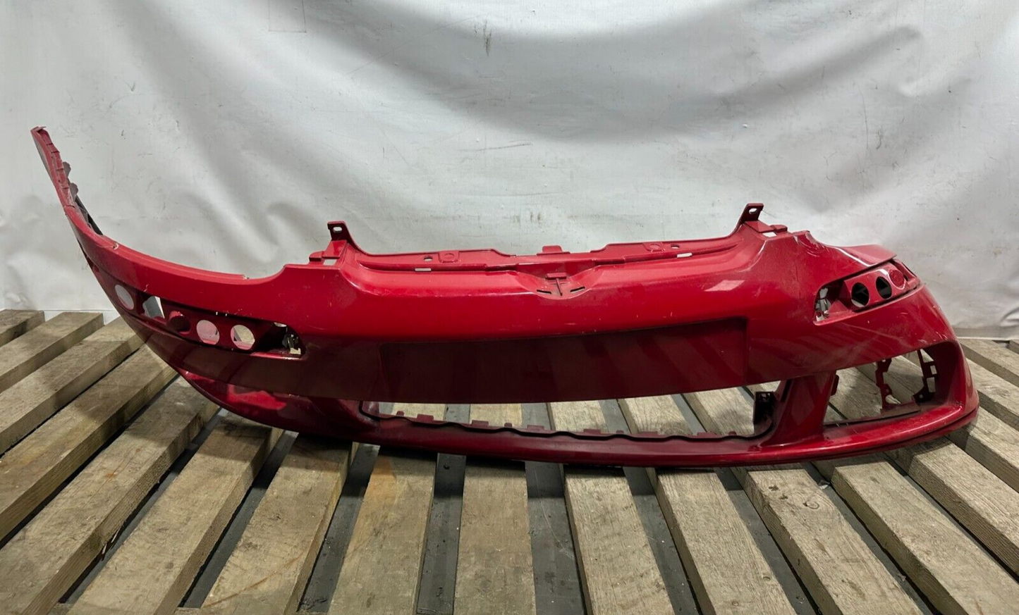 VOLKSWAGEN GOLF MK5 2004-2008 FRONT BUMPER P/N: 1K0807221