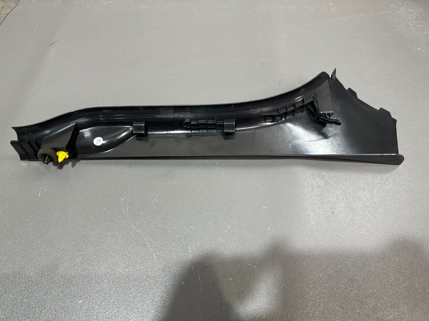 VOLVO C30 2007-2009 LEFT LOWER DOOR SILL TRIM; P/N: 30740077