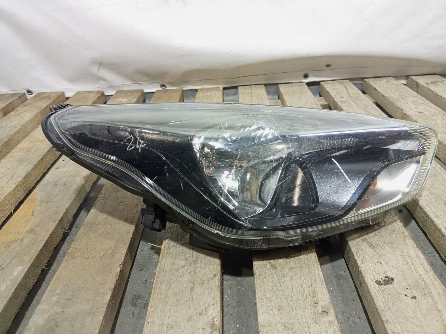 FORD KA 2016-2018 FRONT RIGHT SIDE HEADLIGHT P/N:G1B513W029DD