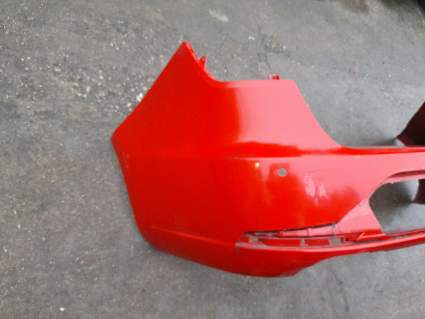 GENUINE SEAT LEON FR 2012-ONWARDS REAR BUMPER IN RED PN:5F9807421K