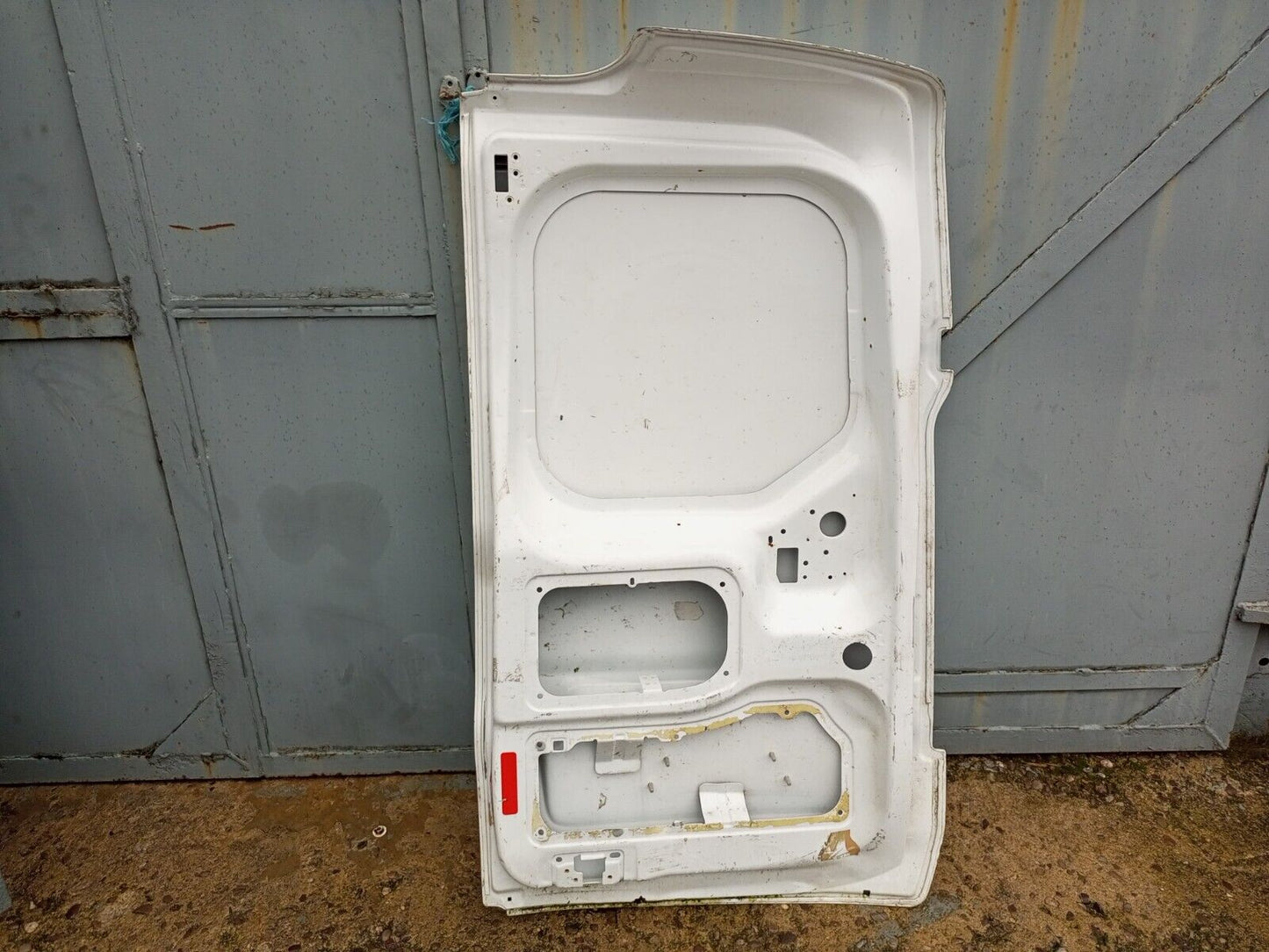 FORD TRANSIT CONNECT REAR VAN DOOR