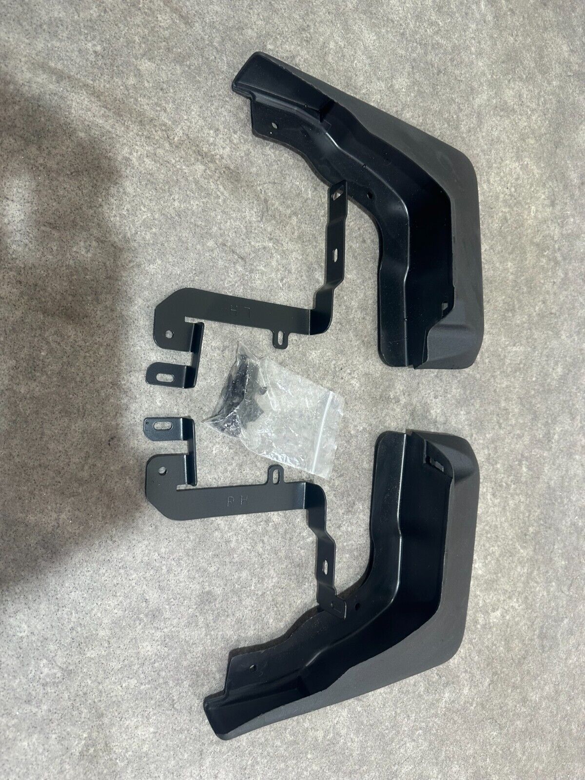 GENUINE LAND ROVER MD GUARDS, FK7M-56372-F / FV6JA