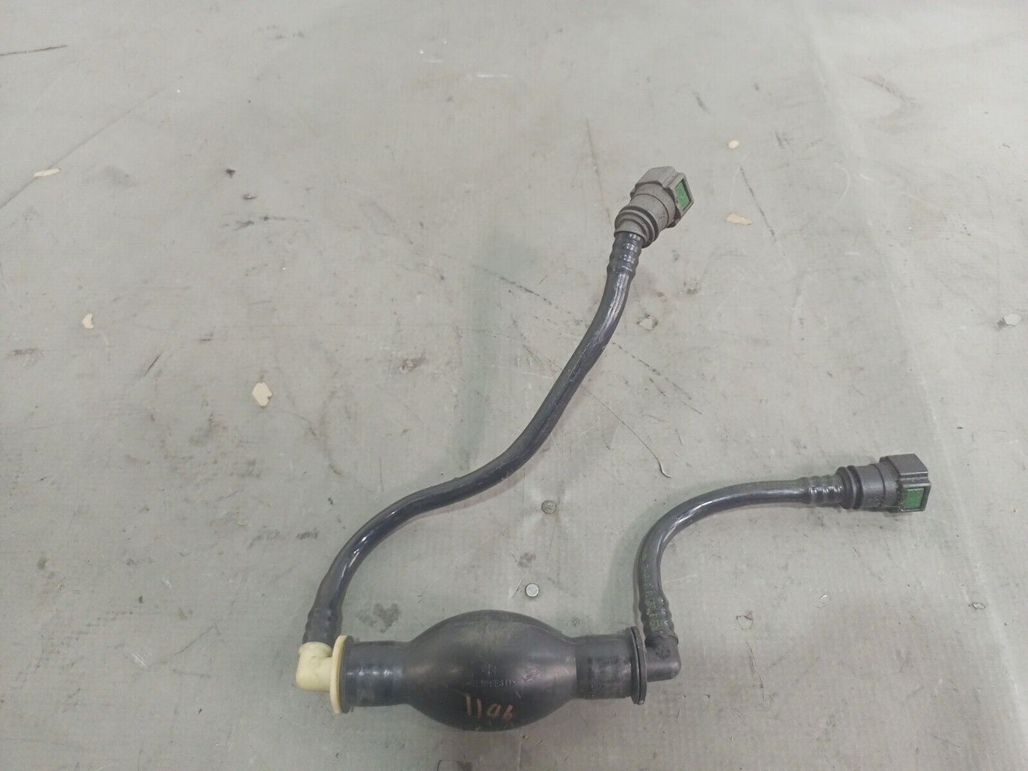 RENAULT MASTER VAUXHALL MOVANO FUEL HOSE PIPE WITH HAND PUMP P/N:6001545517