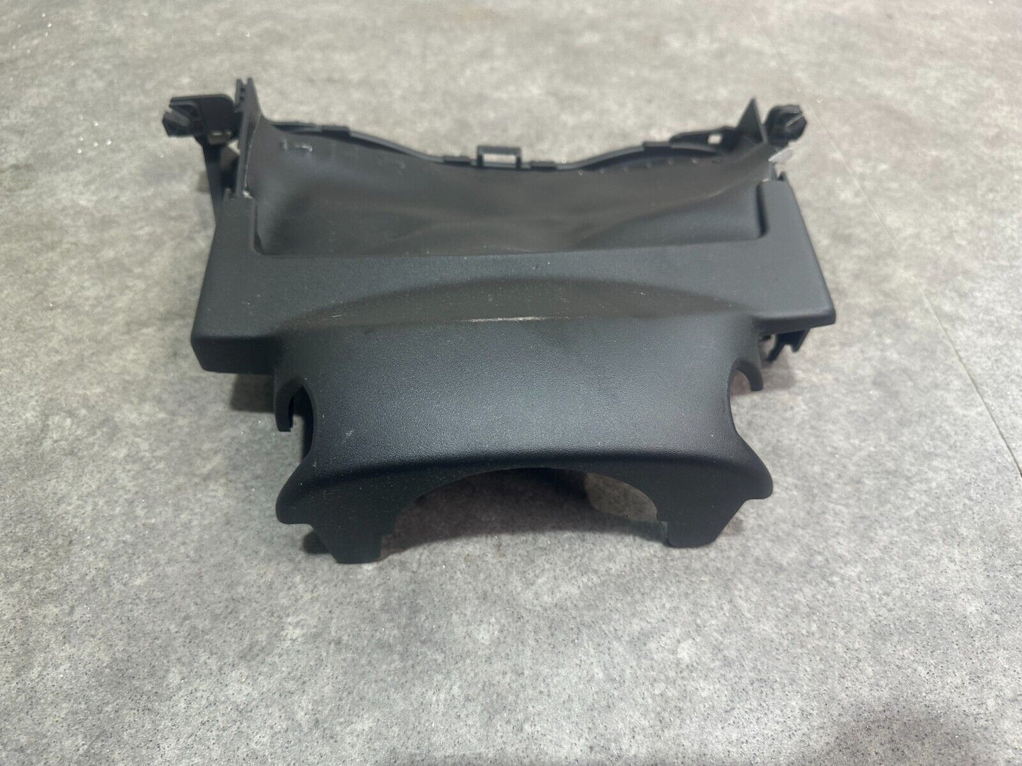 VAUXHALL ADAM UPPER STEERING COLUMN COVER; P/N: 30041538