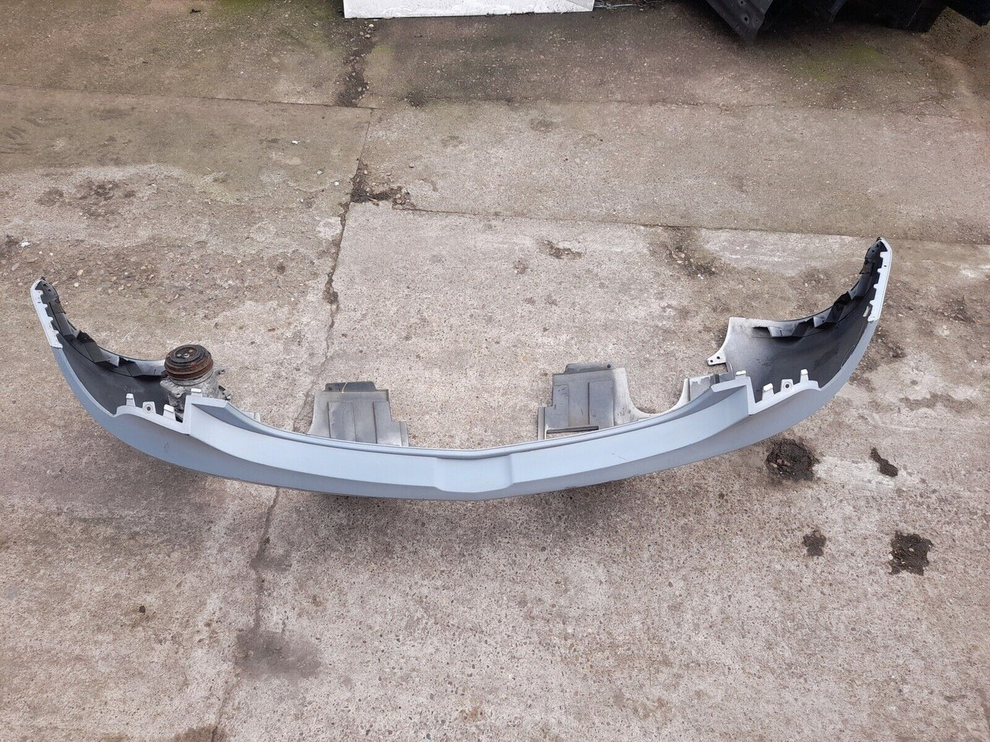 GENUINE VAUXHALL ASTRA GTC 2011-2015 REAR BUMPER P/N:13266075